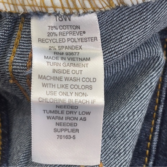 A.N.A Wide Leg High Rise Plus Size Jeans 18W - Picture 5 of 6